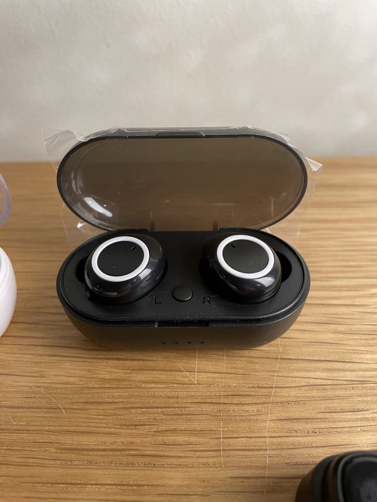 Airpods (auscutadores)