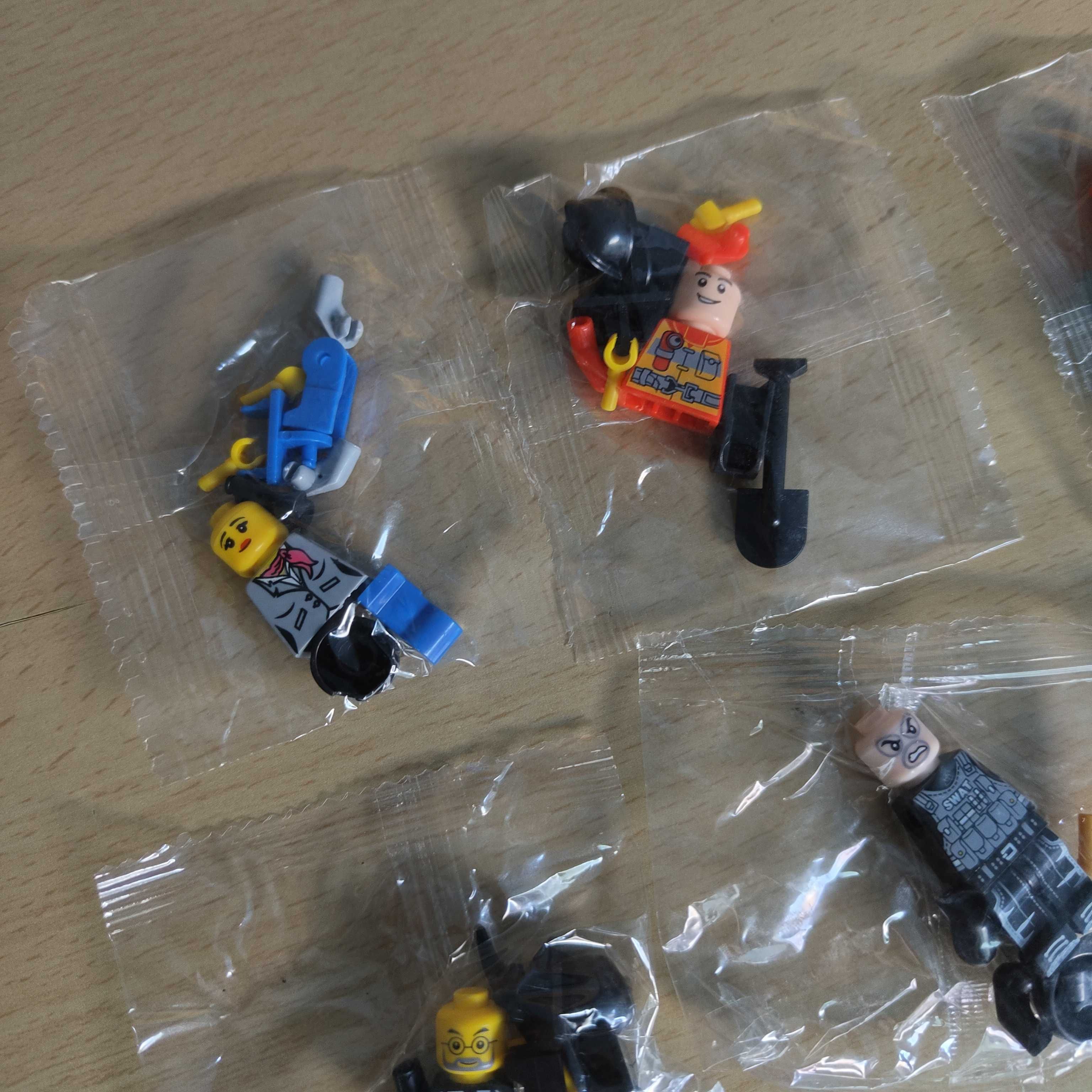 10 Bonecos Mini-figuras Lego Heróis Diversos