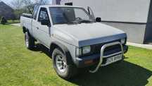 Nissan D21 pickup