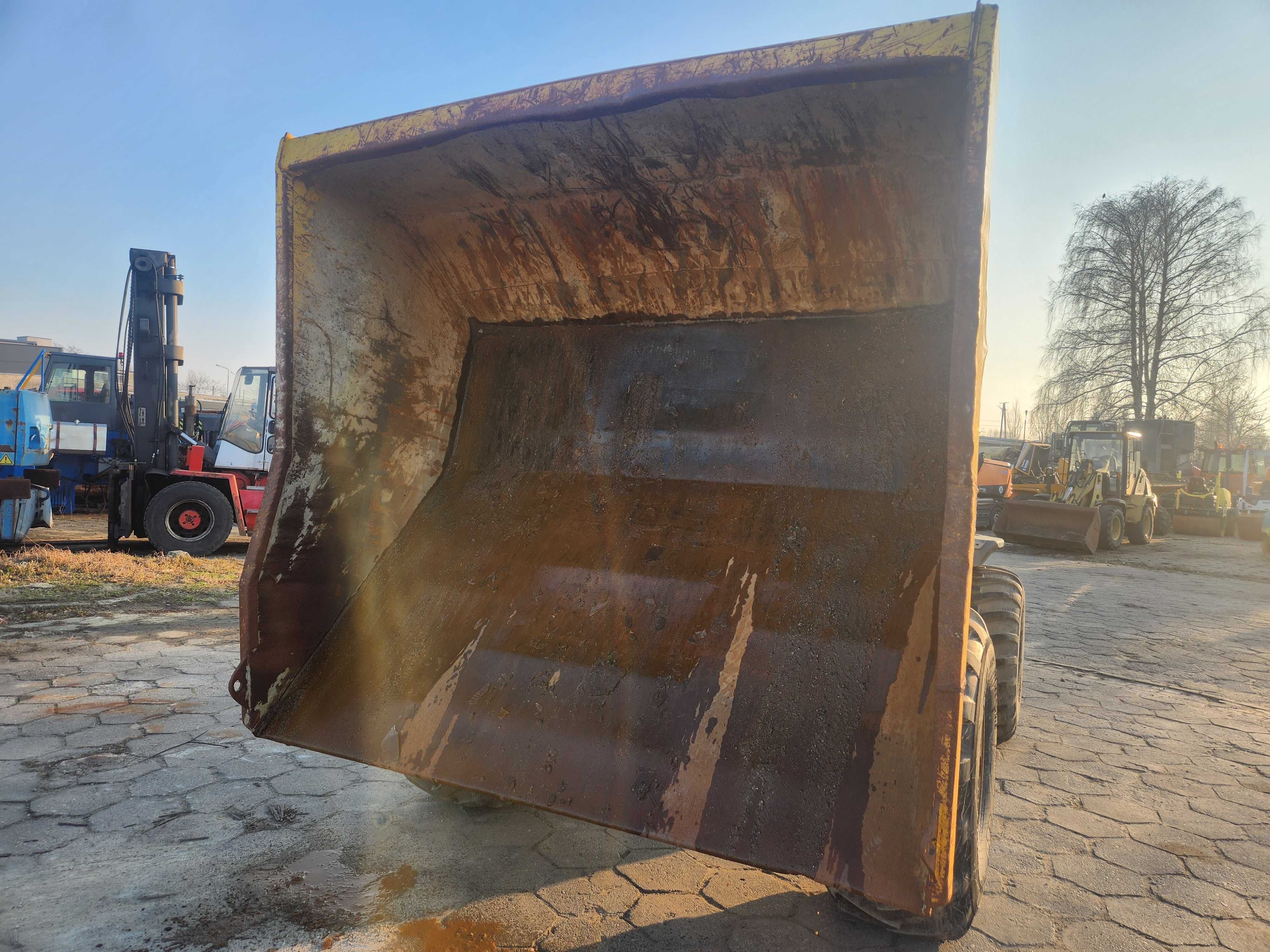wozidło do betonu kruszywa piasku wacker neuson dw90 9 ton jcb terex