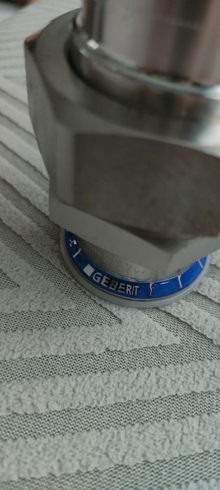 GEBERIT śrubunek D35 mapress  EDELSTAHL 35394 nowy