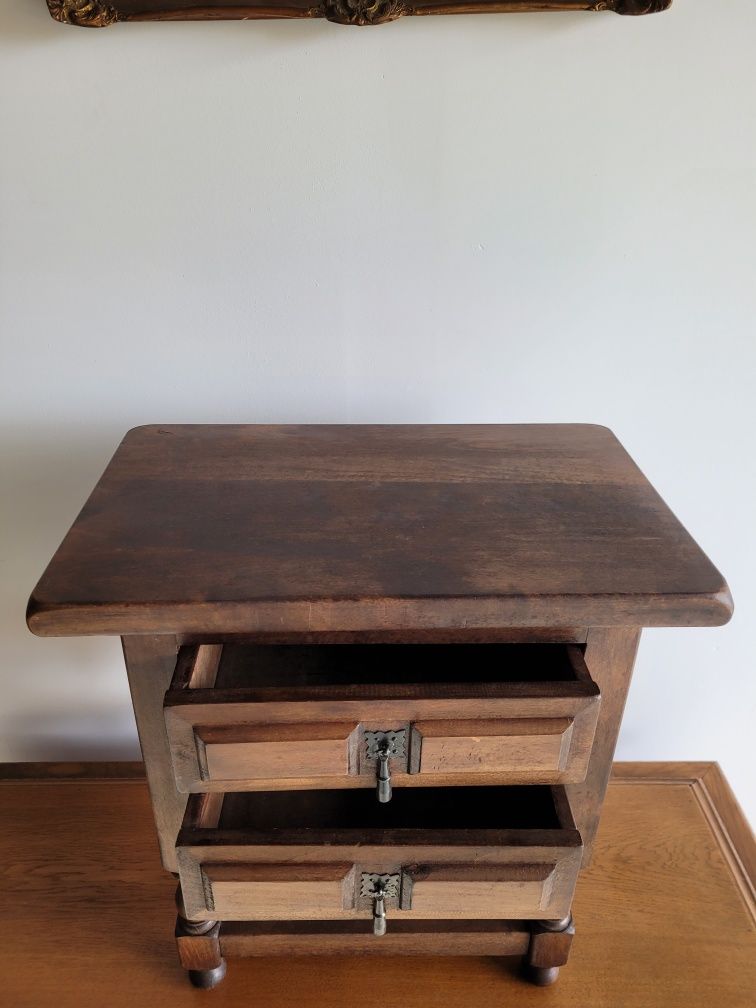Piękna stylow szafka drewniana 2 szuflady  vintage  antyk