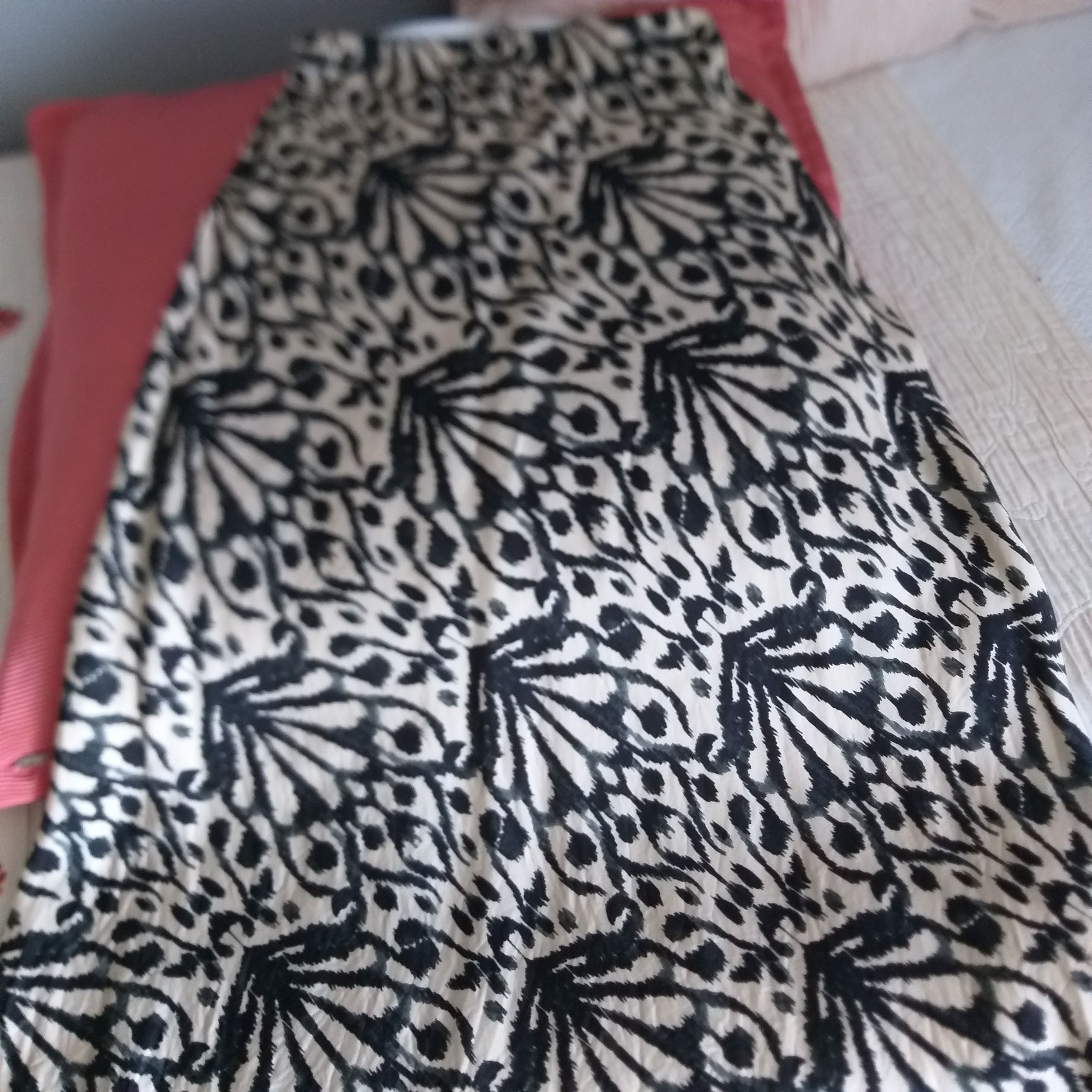 Saia midi estampada