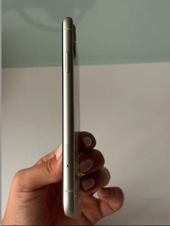 Iphone 11 64GB w bardzo dobrym stanie