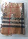 Шарф від  Burberry