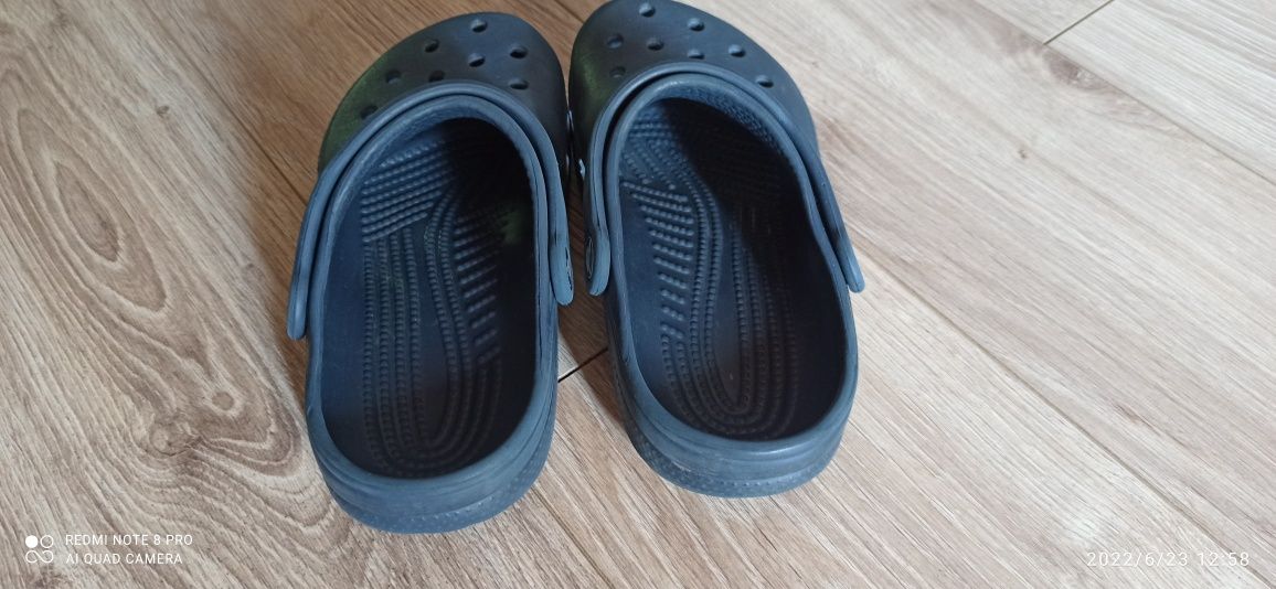 Crocs buty  klapki