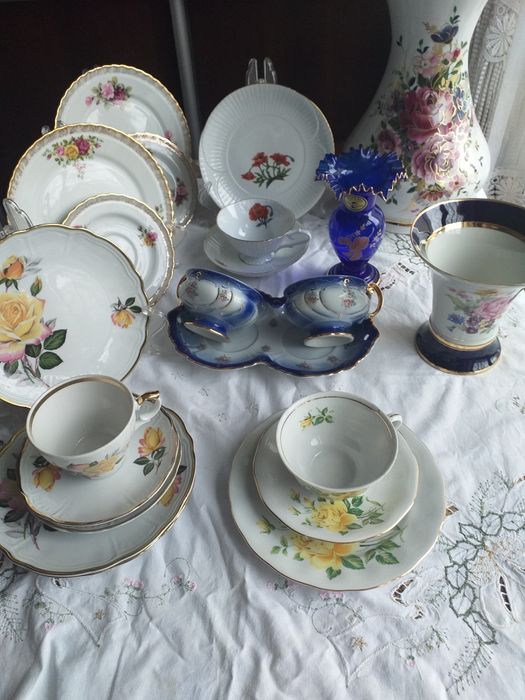 Продам изделия из фарфора и чешского стекла