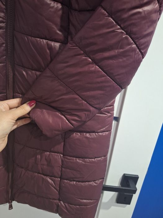 Pikowany płaszcz z kapturem, NOWY ! Rozm.38