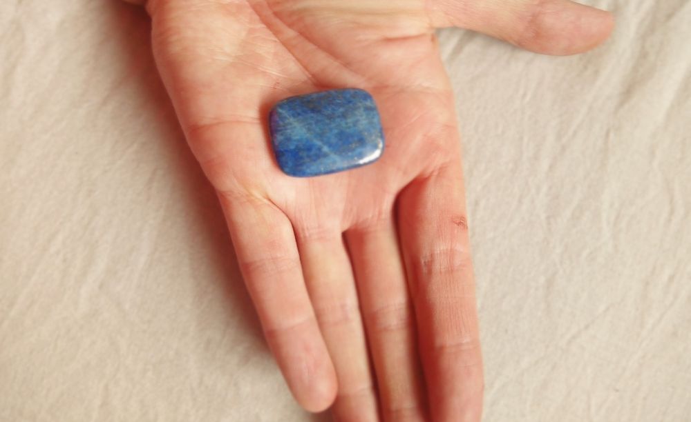 Lazuryt otwór kamien lapis lazuli