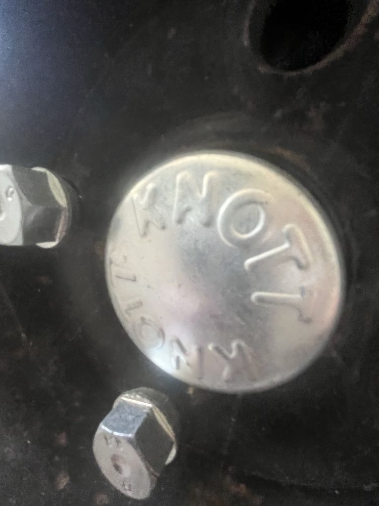 Продам прицеп на торсіоні балці