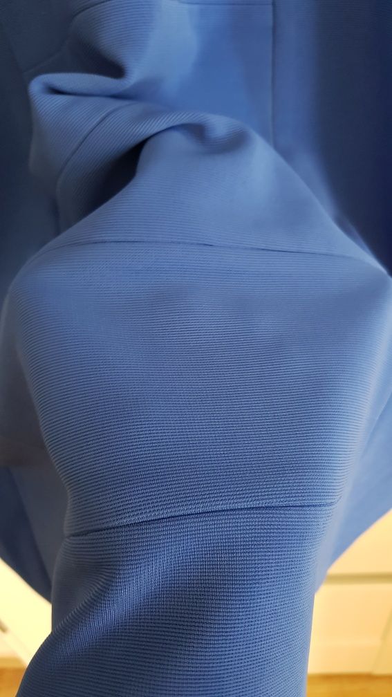 Carmakoma sukienka kobalt r z metki s ale pasuje na ok 44 niższa CENA
