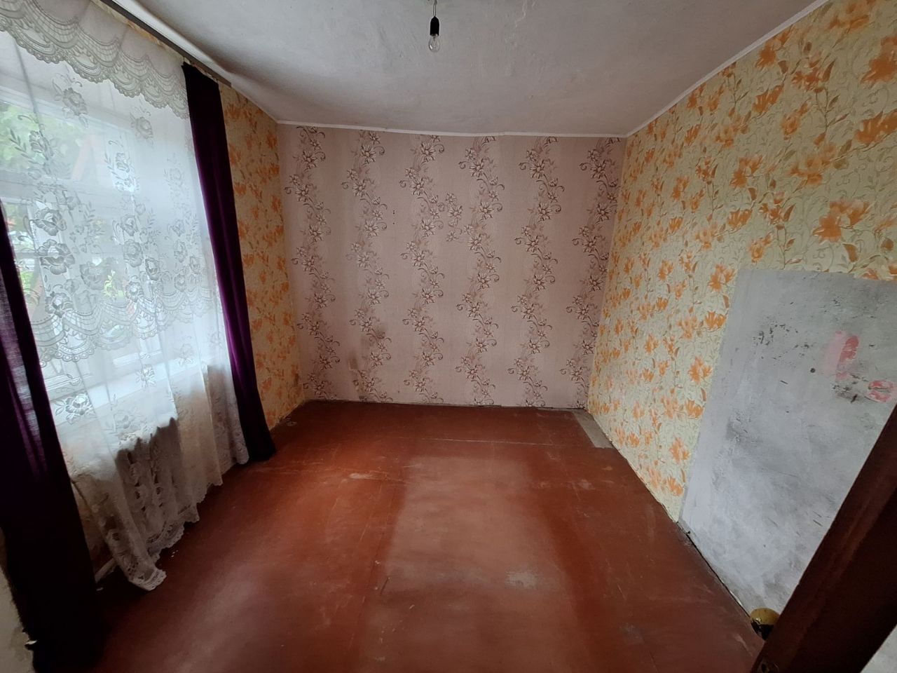 Продаж частини будинку
В будинку 3 кімнати,