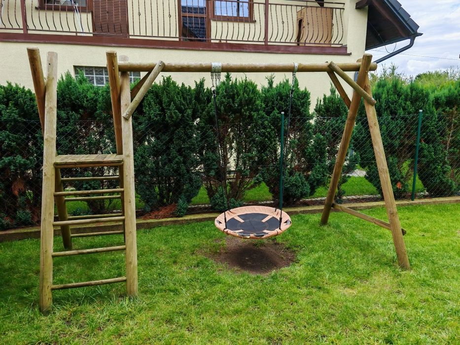 Solidna Zjeżdżalnia Plac zabaw hustawka