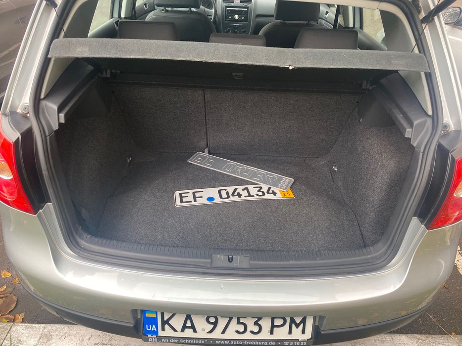 Volkswagen GOLF V 5 без пробігу по Україні. Бензин MPI.