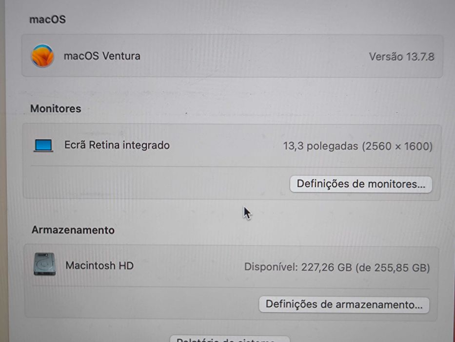 Apple Macbook Pro 13 i5 SSD 256GB 8GB ram Iris Retina