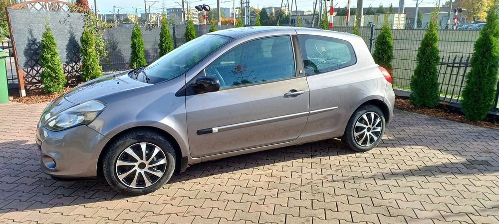 Renault Clio 3 rok 2012