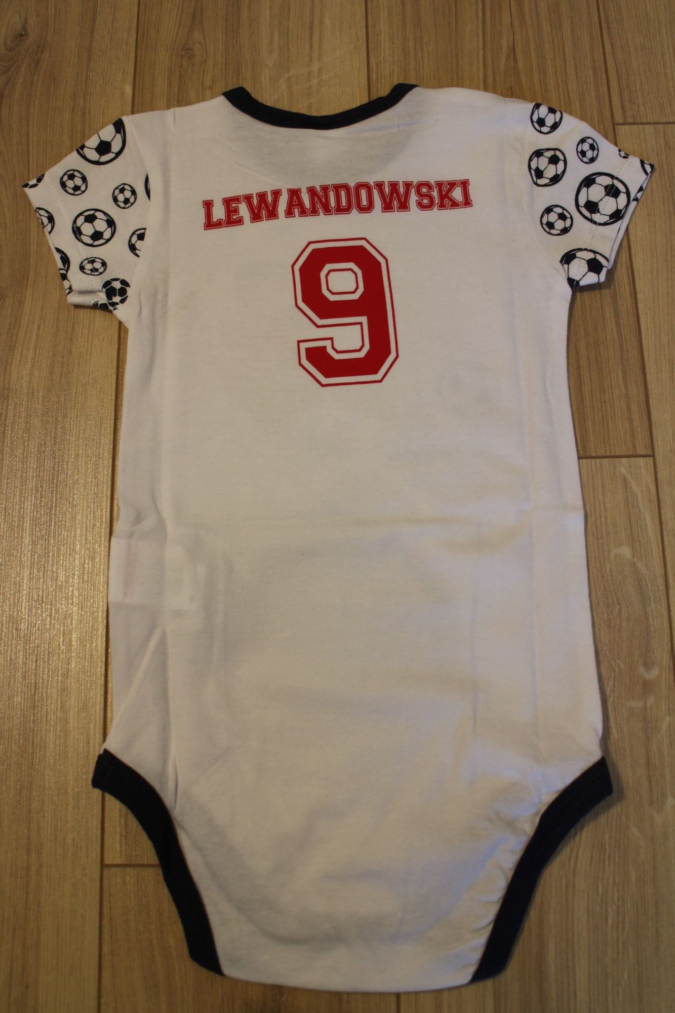 Body niemowlęce Robert Lewandowski - od 62 do 92