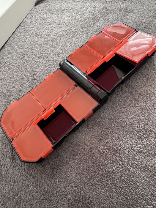 pudełko na przynęty lub akcesoria wędkarskie