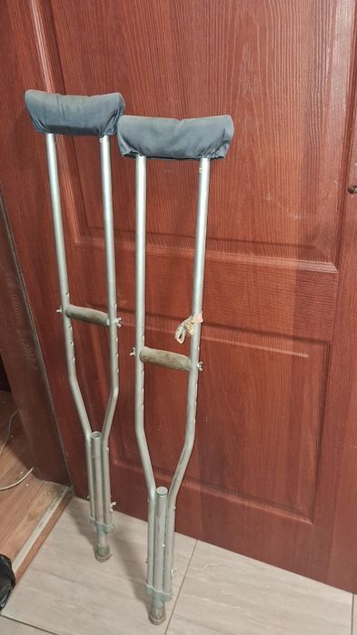 КОСТЫЛИ алюминий