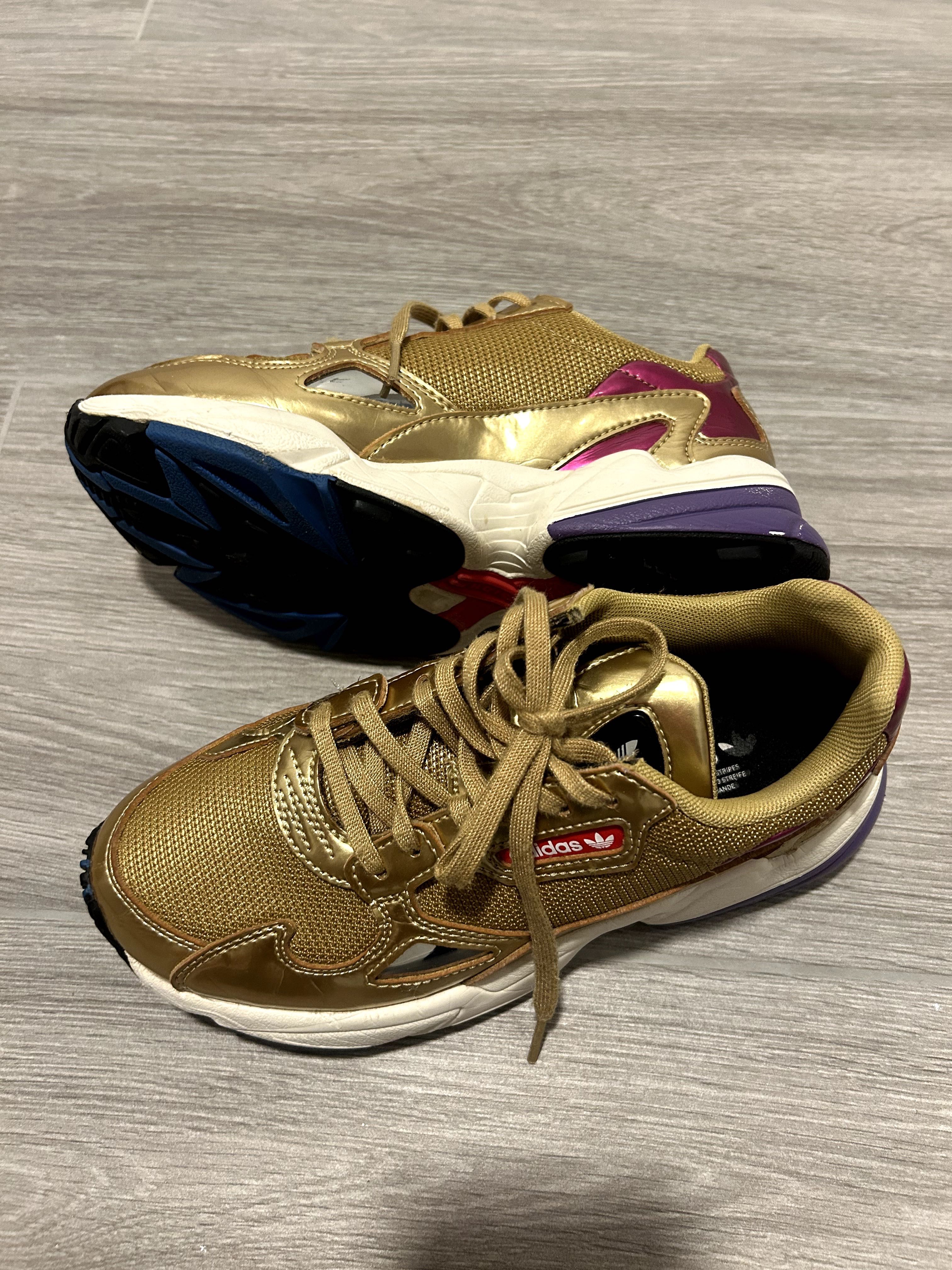 Trainers adidas Originals Falcon Gold Women's Shoes