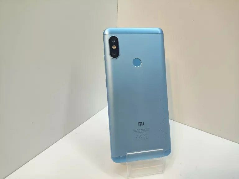 Смартфон Xiaomi redmi note 5 Blue 4/64 полн.комп.в идеалеSnap636+чехол