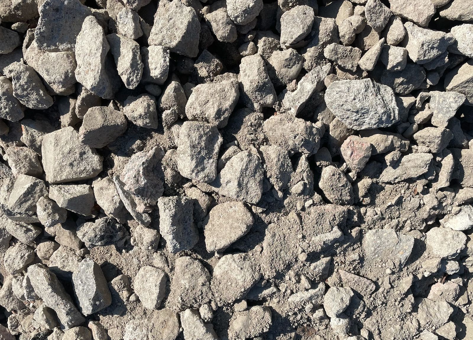 Kruszywo betonowe 0 - 63 mm, kruszbet, kruszony beton, tłuczeń