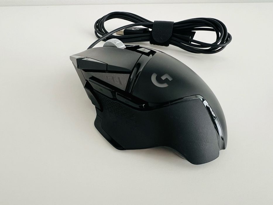 Rato Logitech G502 HERO + Tapete Logitech G240 – Excelente Estado