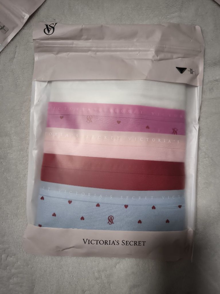 Білизна Victoria's secrets набір трусики стрінги класичні pants