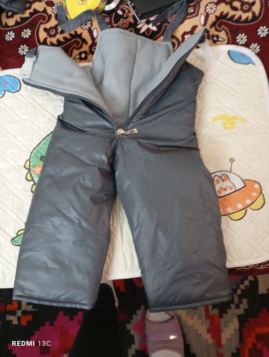 Продам. Зимовий комбінезон на хлопчика від 0 до 1.5 року