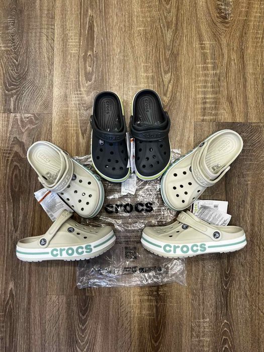 Кроксы для работы и дома