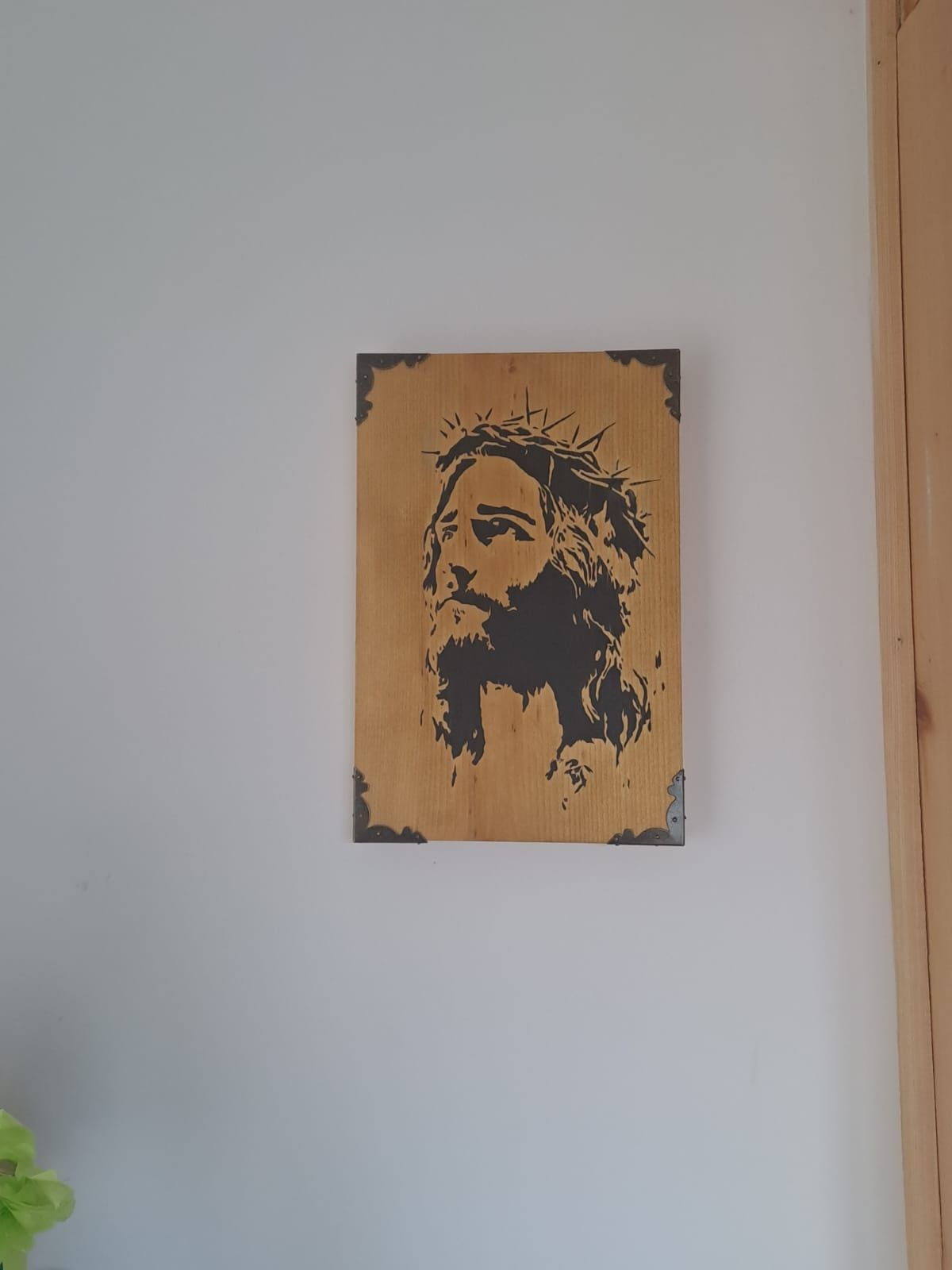 Chrystus ręcznie wycinany obraz w drewnie lipowym+żywica EPO
