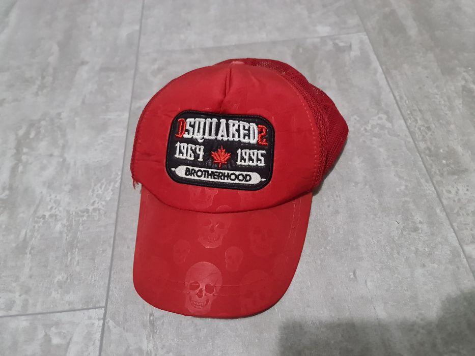 Czerwona czapka z daszkiem DSQUARED 2 Brotherhood