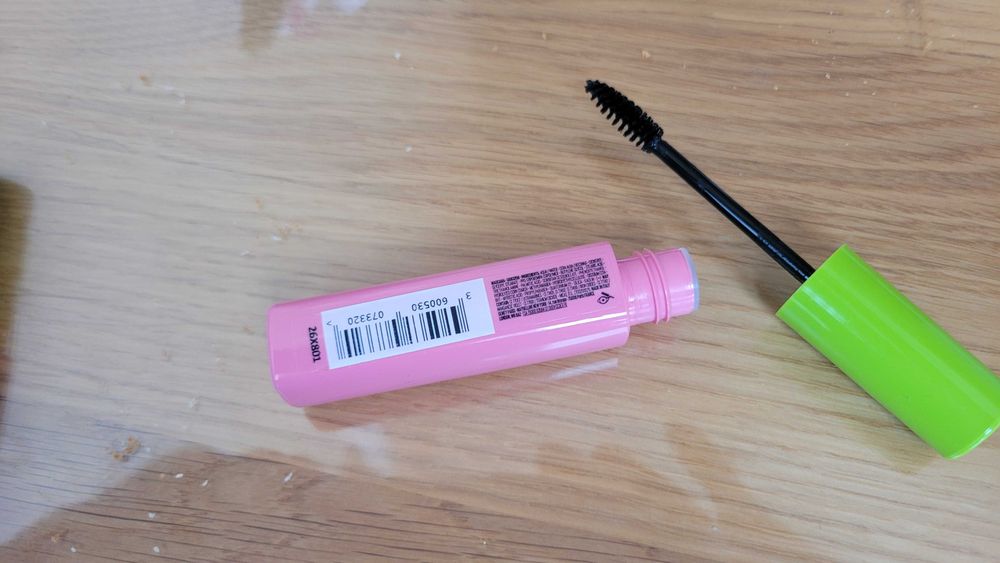 Косметика Maybelline, Швеція, оригінальні