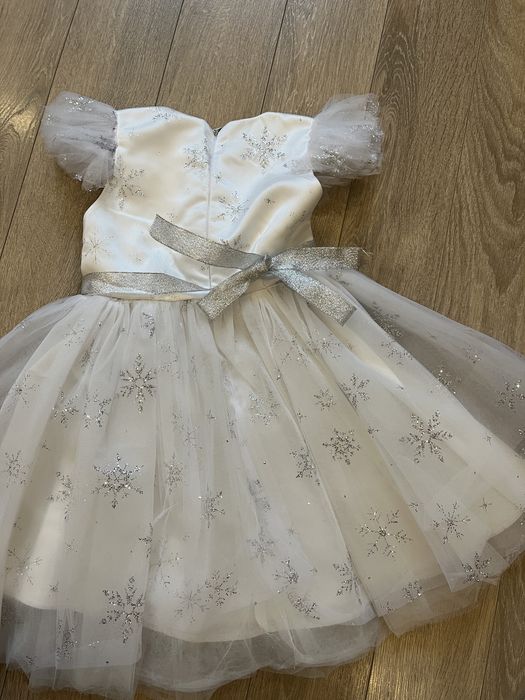 Новорічна сукня/ сукня сніжинка для дівчинки
