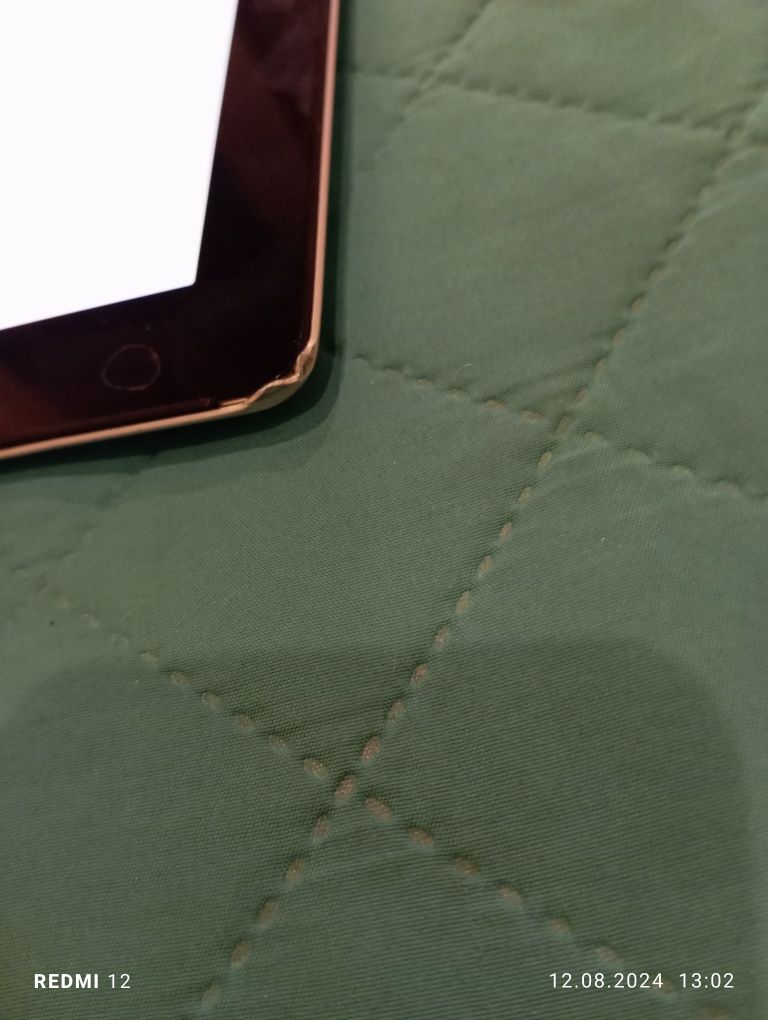 Ipad a-1337. Ipad -a1395.