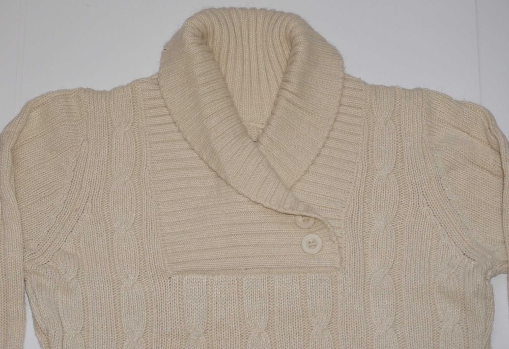 Beżowy sweter  z kołnierzem rozm.L Mohiito