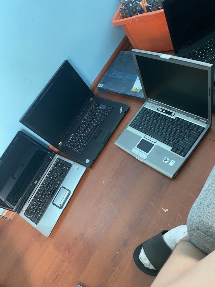 Laptopy rózne uszkodzone i dzialajace