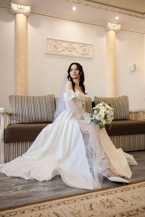 Трендова Весільна сукня