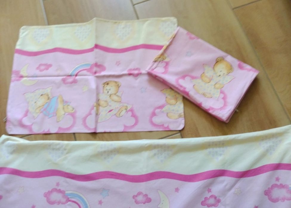 Gotowy komplet do łóżeczka dla dziewczynki