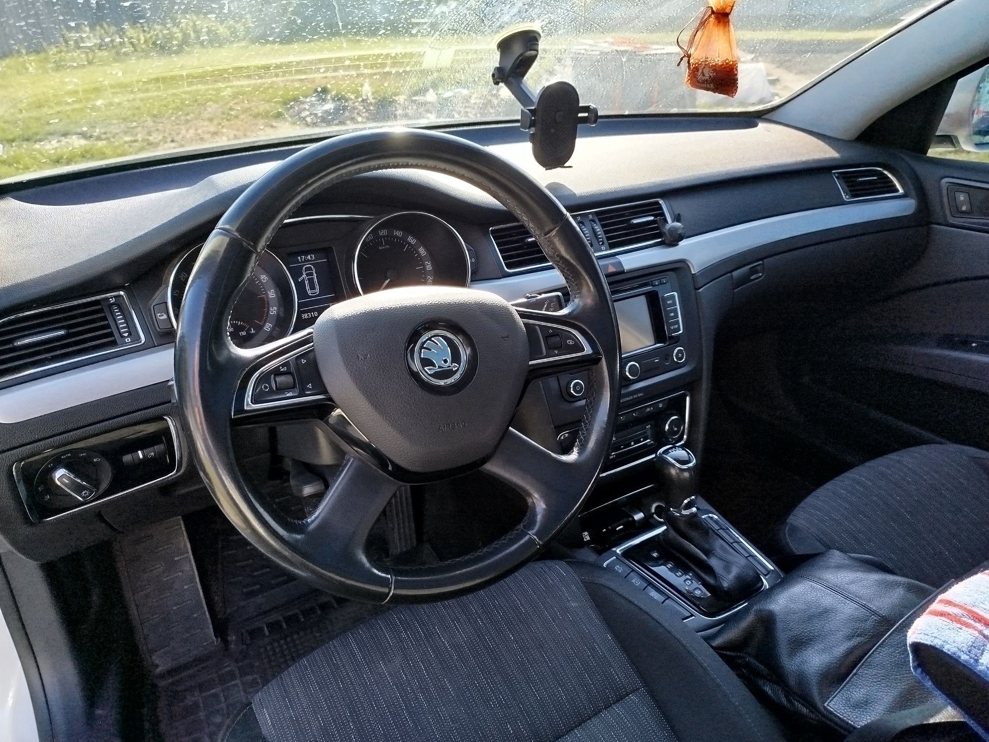 Skoda superb 2014 рік