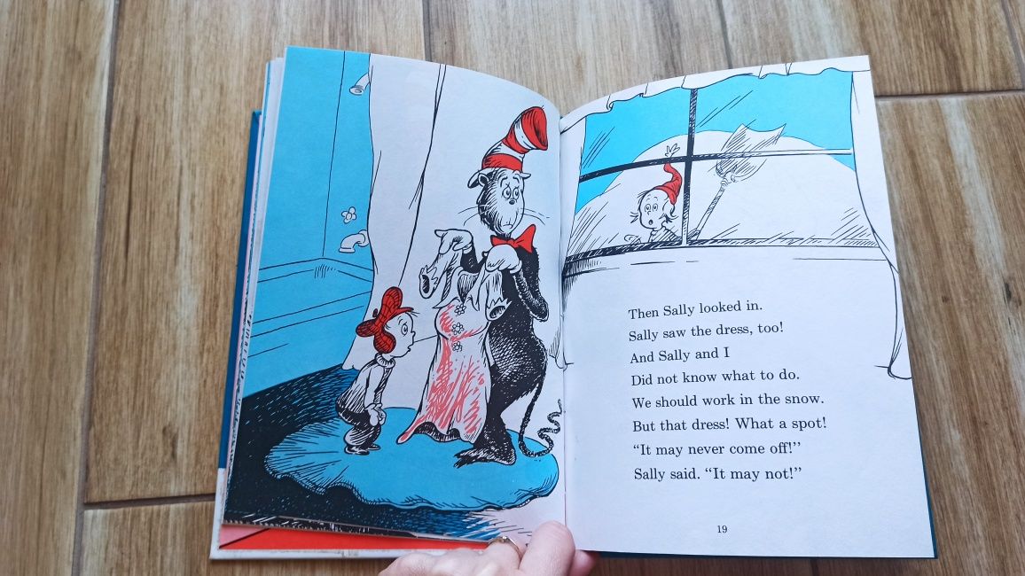 The Cat in the Hat comes back by Dr. Seuss