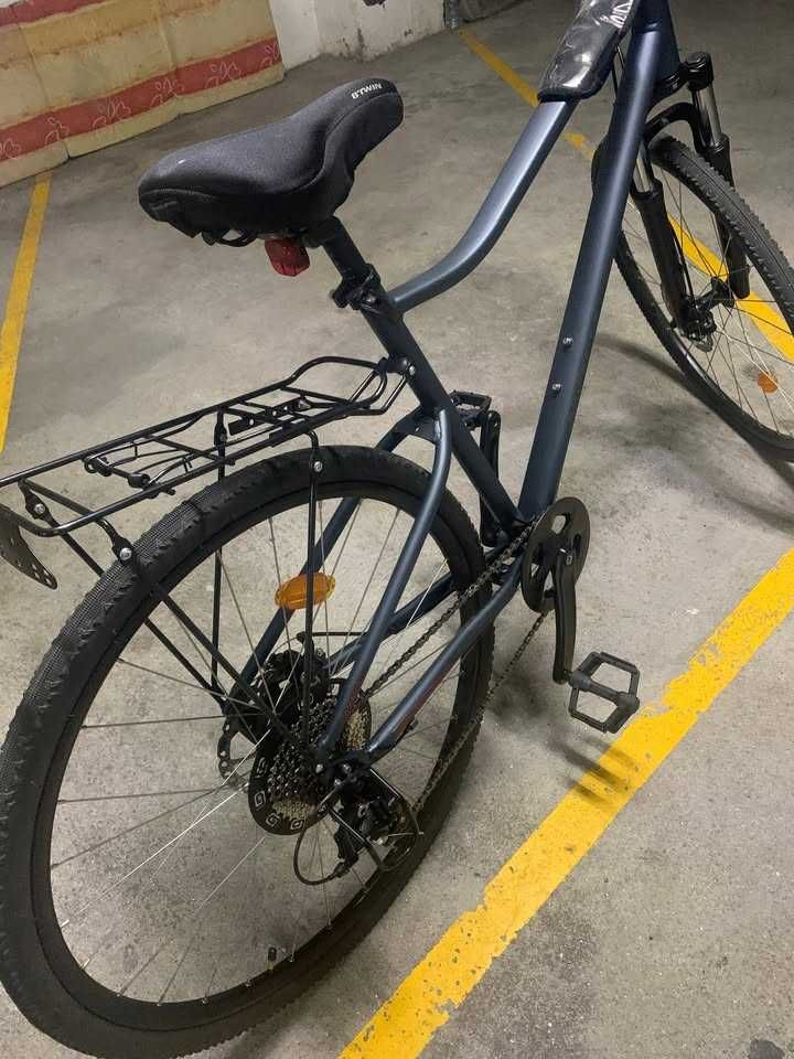 Bicicleta de trekking RIVERSIDE 500 - POUCO USO