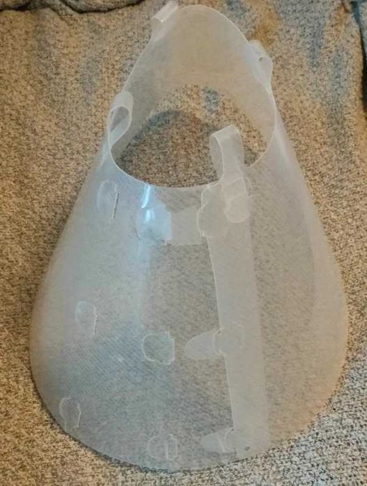 Kołnierz pooperacyjny dla psa XL