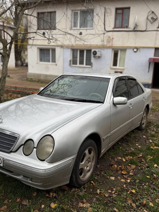 Продам Mercedes E320 3.2 cdi W210