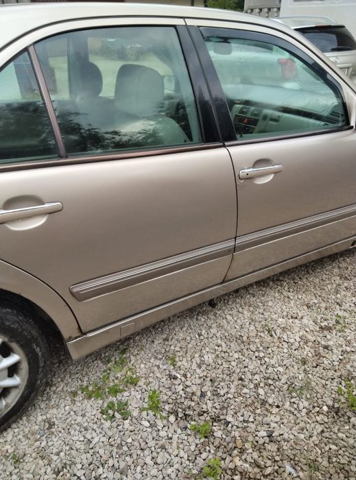 Продам мерса w210, 2.2 дизель