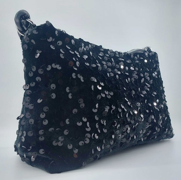 Czarna torebka miś fluffy cekiny impreza