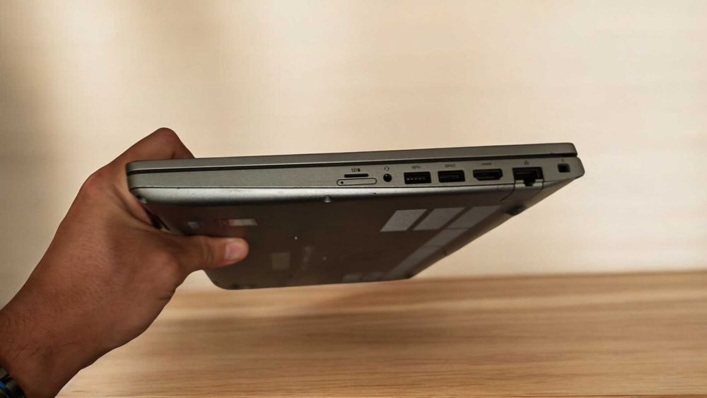 Ноутбук Dell Latitude 5511 15.6" i7-10850H/16Gb/SSD256Gb