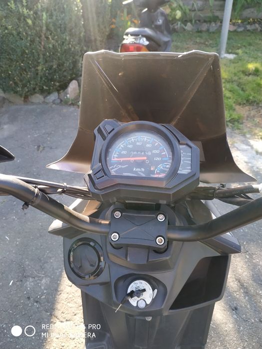 Продам скутер спарк 19 bn, 150 кубів, є нюанси по пластику.