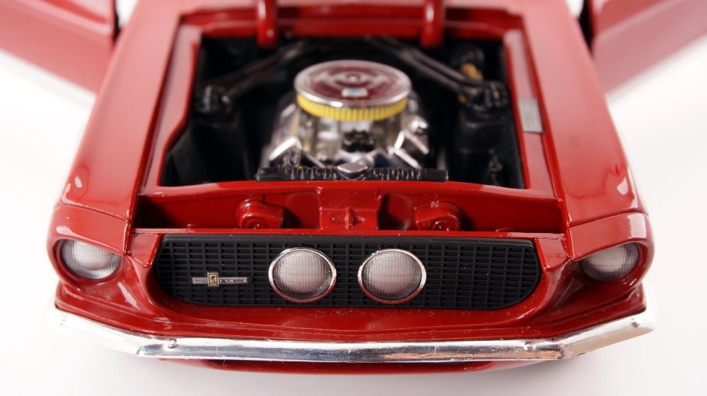 Модель ERTL 1:18 Ford Mustang Shelby GT350 (1967) Red