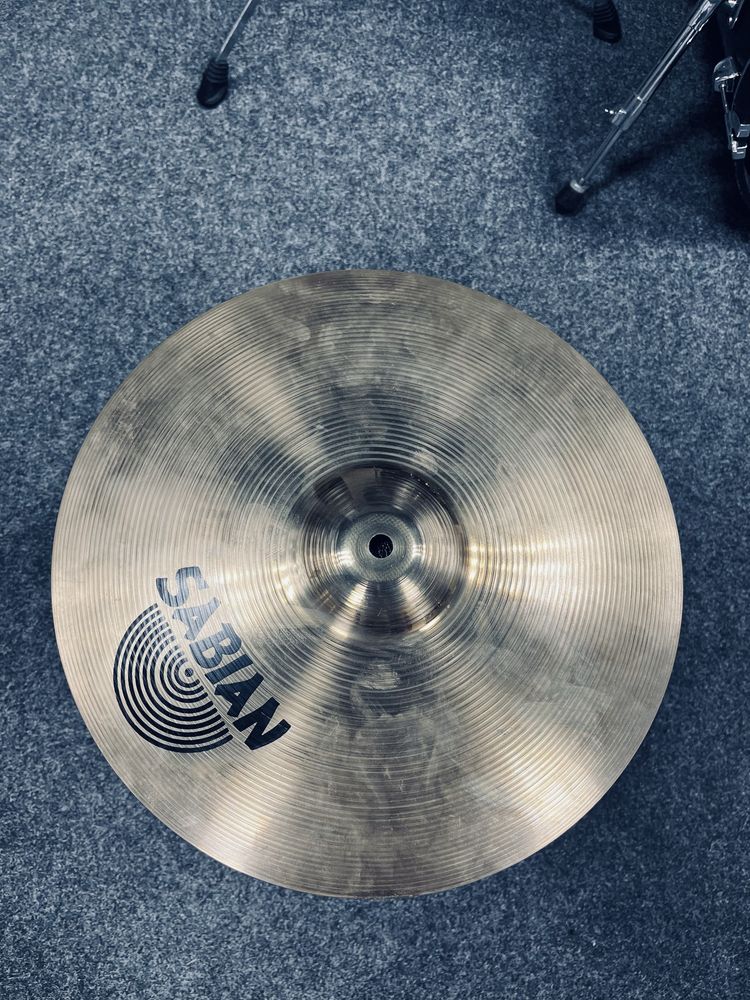 Hi hat Sabian Xs 20 - medium hats 14”